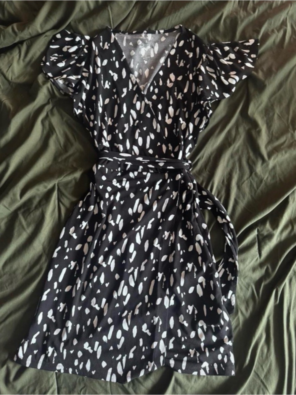 Nine West Black and White Printed Wrap-Style Midi Dress